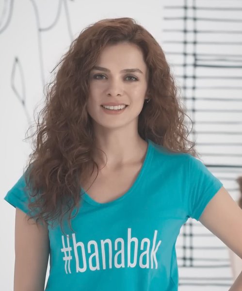 Özge Özpirinçci