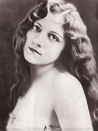 Virginia Karns