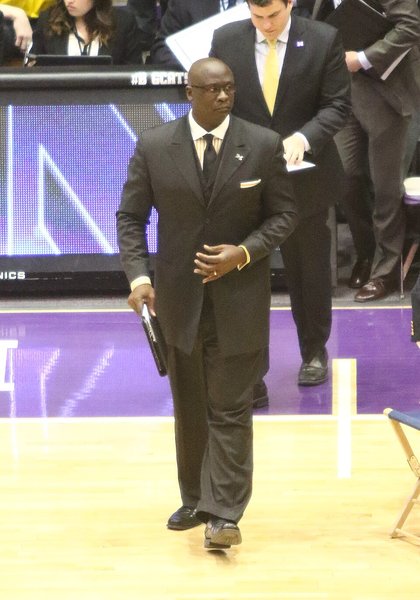 Bacari Alexander