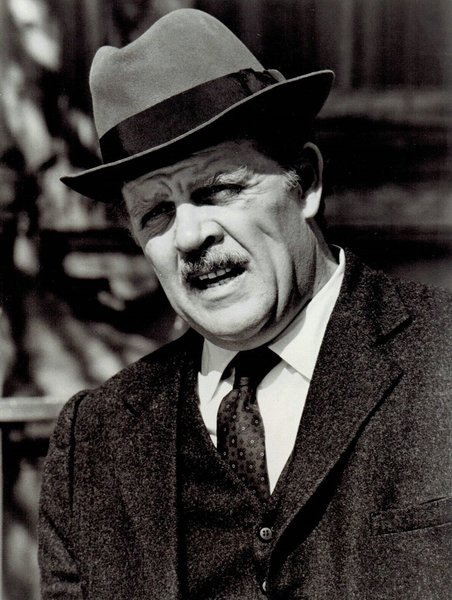 Pat Hingle