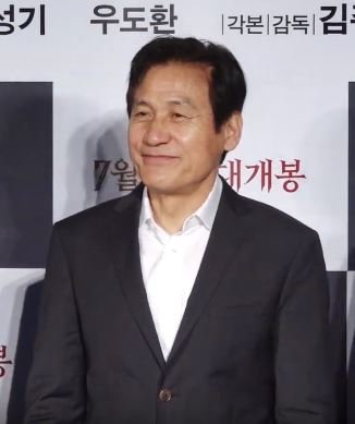 Sung-Ki Ahn