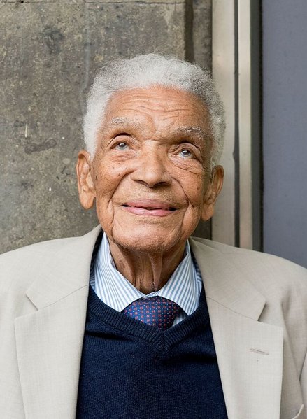 Earl Cameron