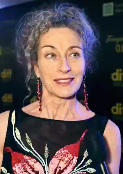 کری کرالی