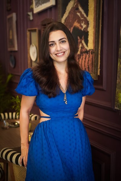 Esha Kansara