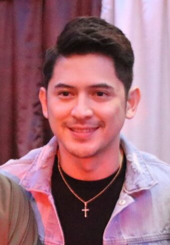 Ahron Villena