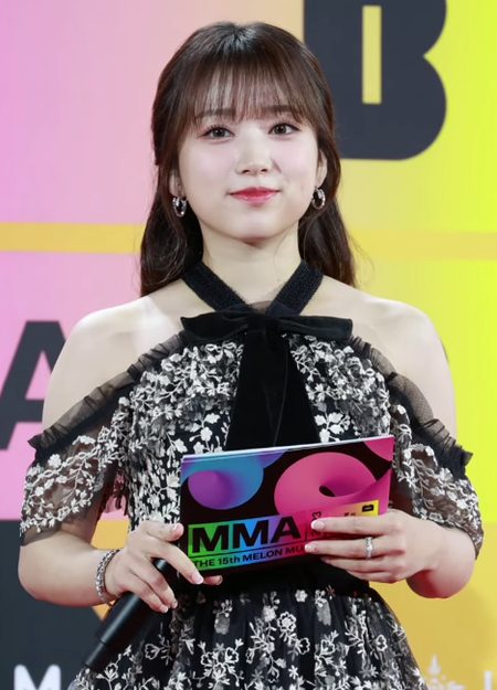 Yabuki Nako