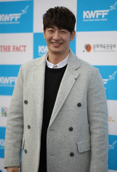 Son Ho Young