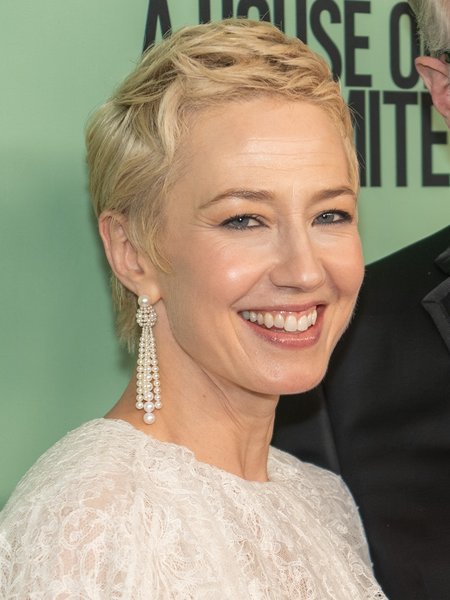 Carrie Coon