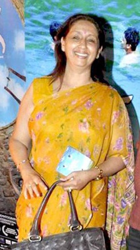 Nina Kulkarni