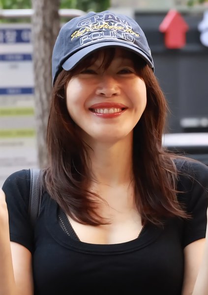 Ji-won Uhm