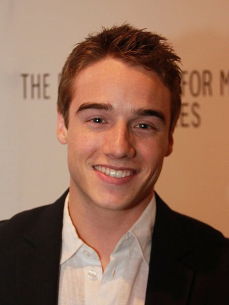 Brando Eaton