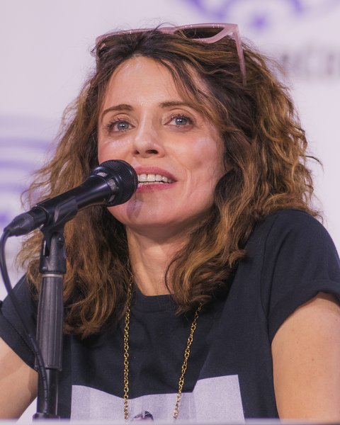 Alanna Ubach