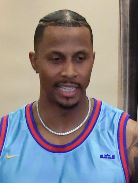 Zachary Andrews