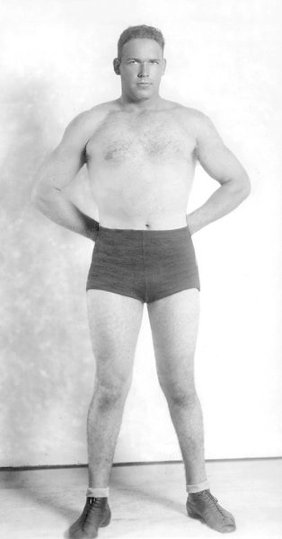 Wee Willie Davis