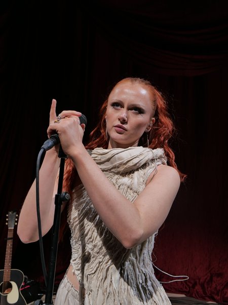 Elín Hall