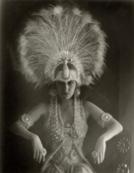 Gloria Swanson