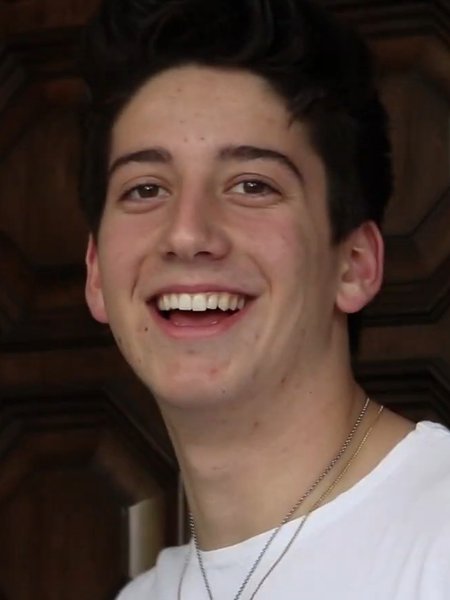 Milo Manheim